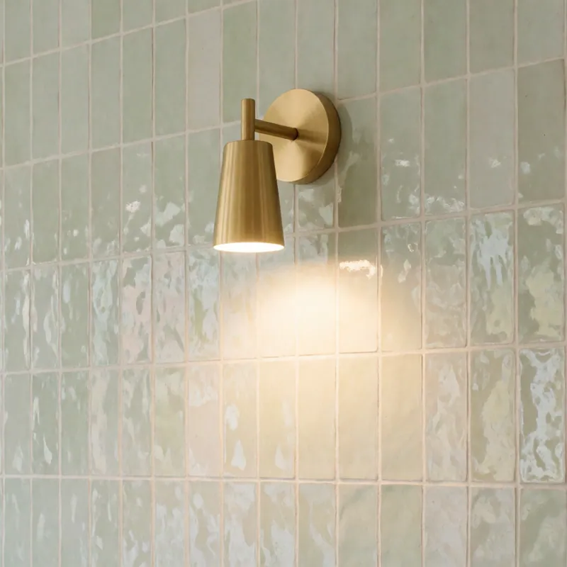 The tile, close up